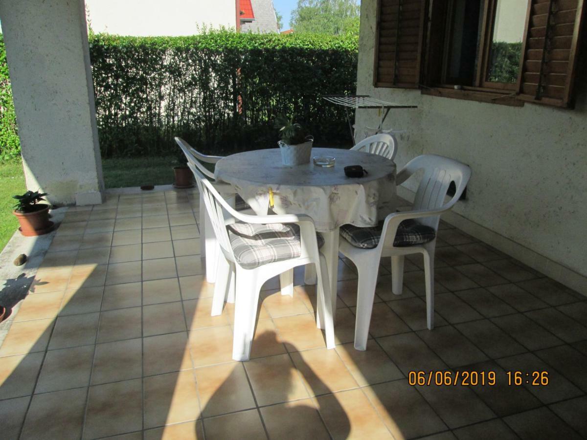 Fenyves Vendégház Balatonfenyves Extérieur photo